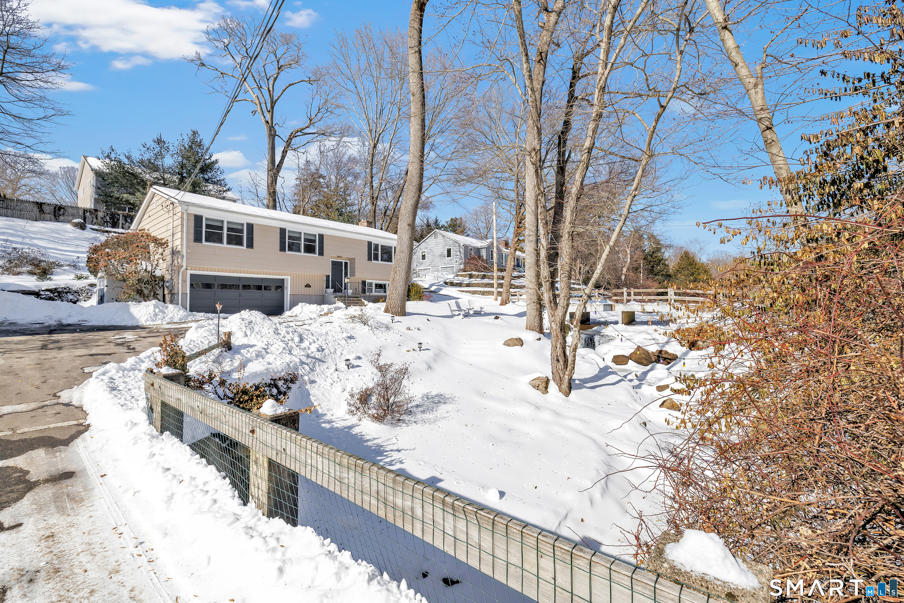 Homes for sale in Fairfield, CT | 1478 Jennings Rd, Fairfield, CT 06824 | MLS# 24151792