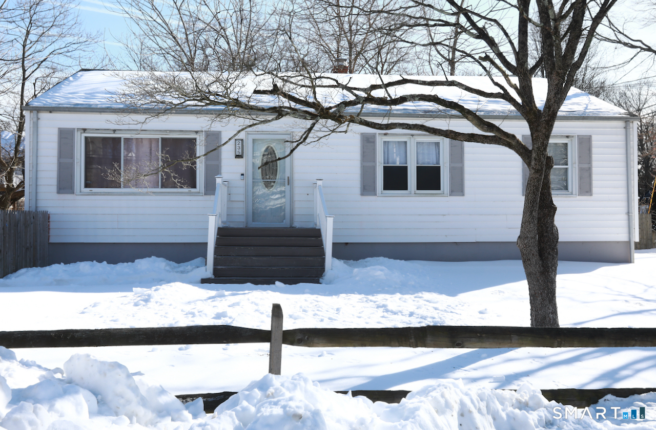 Homes for sale in Bridgeport, CT | 235 Douglas St, Bridgeport, CT 06606 | MLS# 24151549