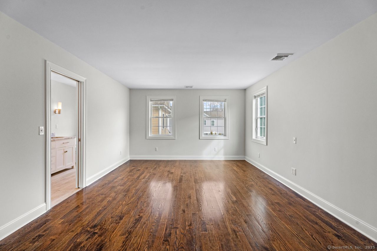 67 Boston Post, Madison, 06443, 2 Bedrooms Bedrooms, 0 ,2 BathroomsBathrooms,Condo/co-op For Sale,For Sale,Boston Post,0,24152180