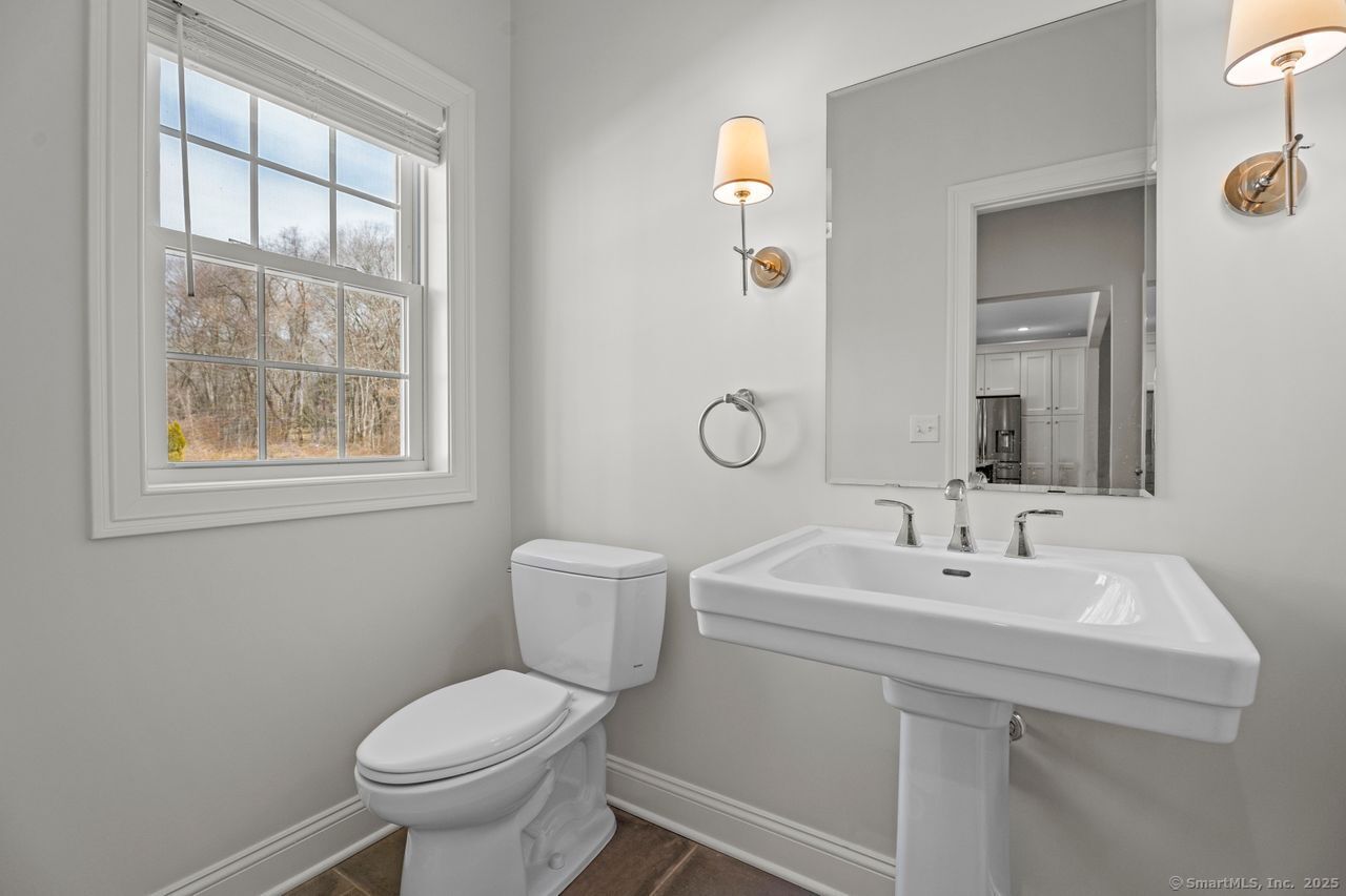67 Boston Post, Madison, 06443, 2 Bedrooms Bedrooms, 0 ,2 BathroomsBathrooms,Condo/co-op For Sale,For Sale,Boston Post,0,24152180
