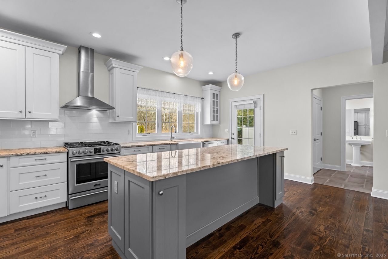 67 Boston Post, Madison, 06443, 2 Bedrooms Bedrooms, 0 ,2 BathroomsBathrooms,Condo/co-op For Sale,For Sale,Boston Post,0,24152180