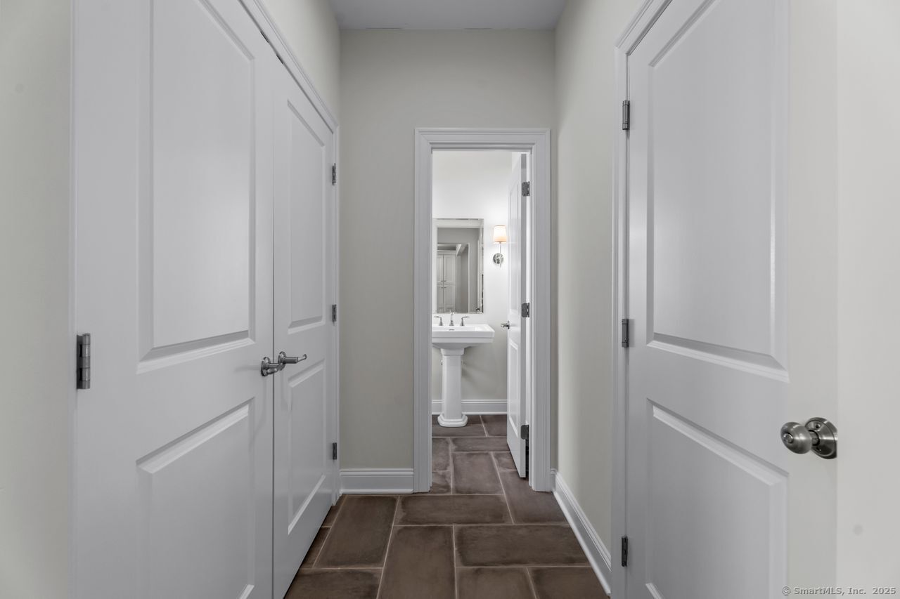 67 Boston Post, Madison, 06443, 2 Bedrooms Bedrooms, 0 ,2 BathroomsBathrooms,Condo/co-op For Sale,For Sale,Boston Post,0,24152180