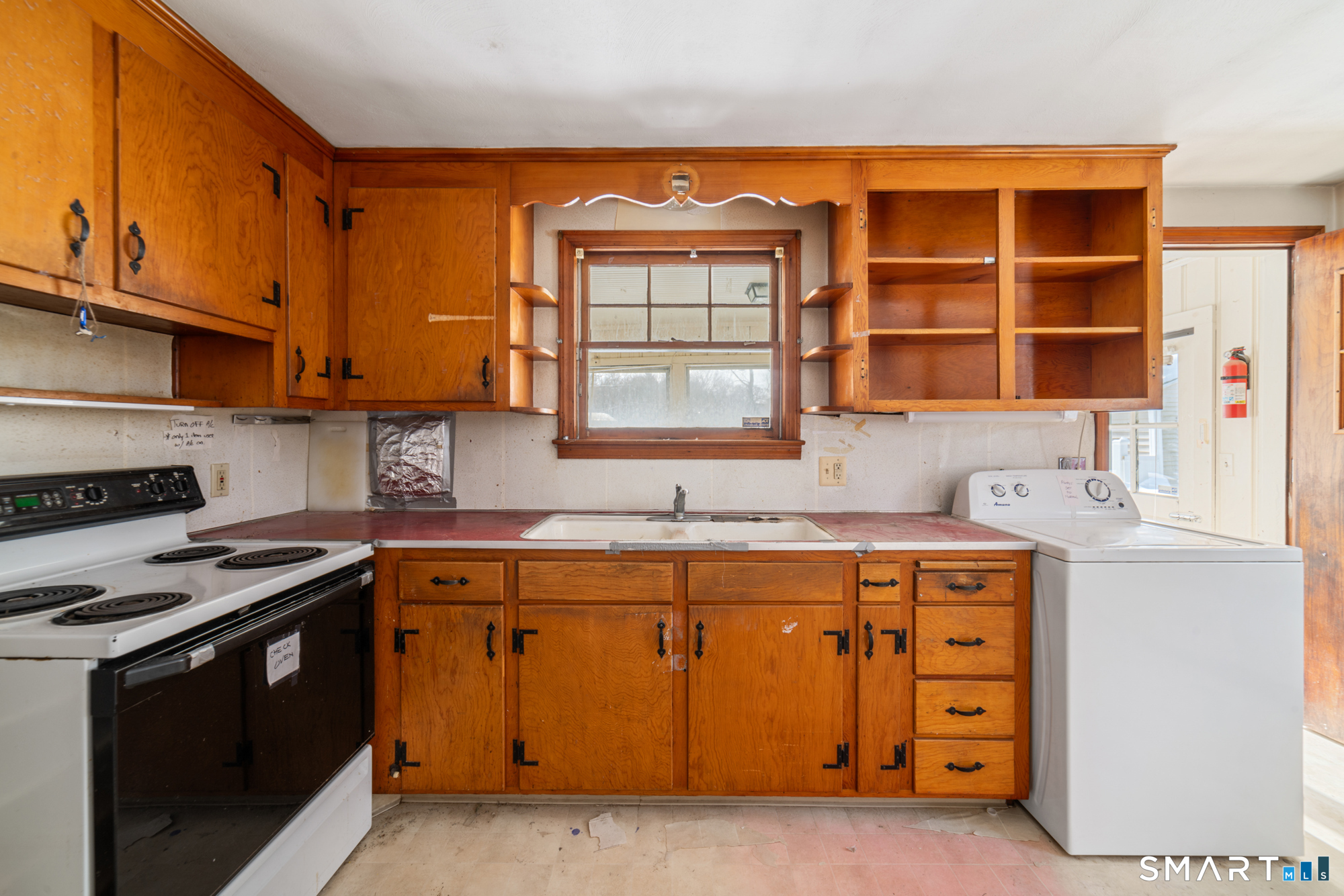 Homes for sale in New Britain, CT | 24 Pentlow Ave, New Britain, CT 06053 | MLS# 24150905