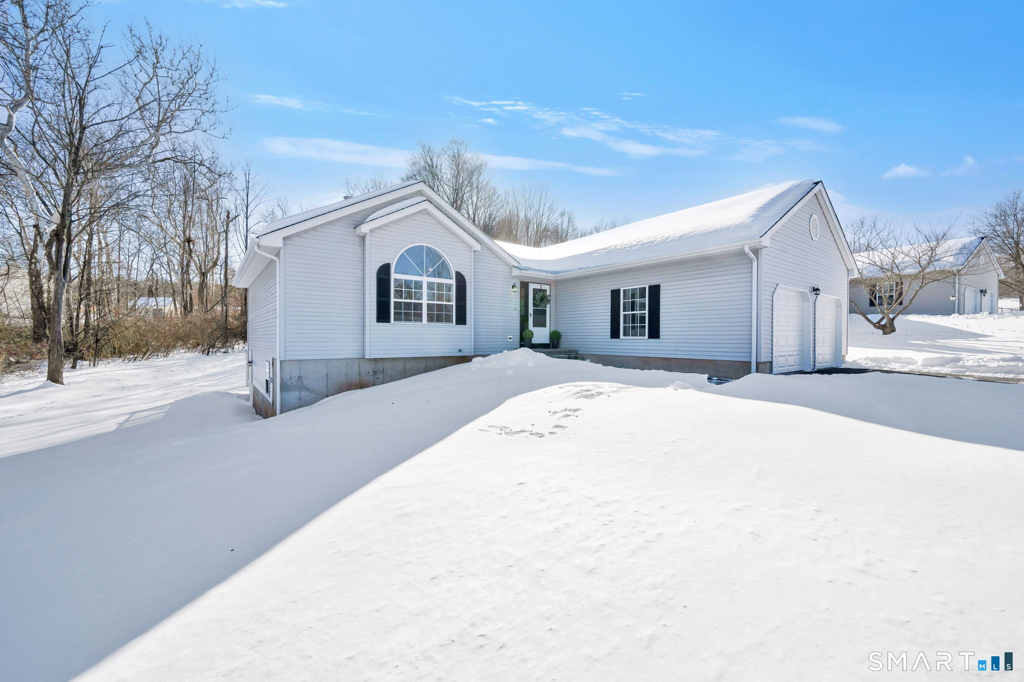 Homes for sale in Middletown, CT | 281 Briarwood Ln, Middletown, CT 06457 | MLS# 24151665