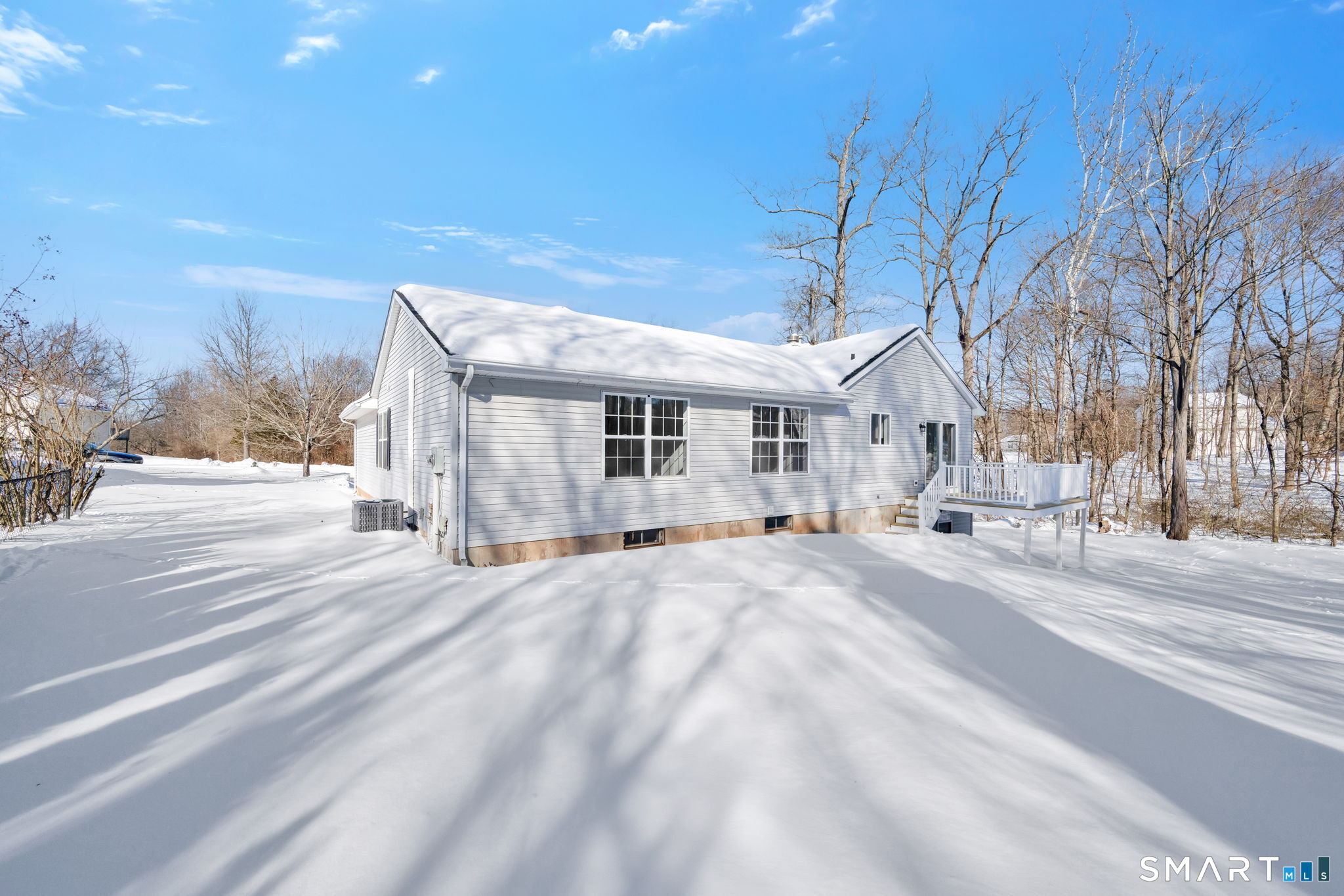 Homes for sale in Middletown, CT | 281 Briarwood Ln, Middletown, CT 06457 | MLS# 24151665