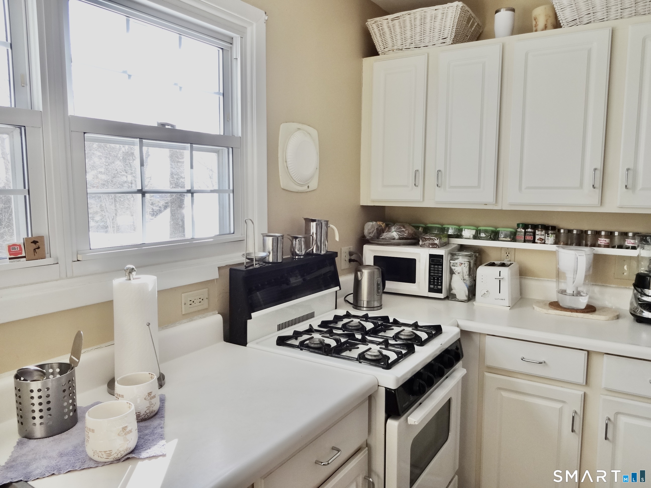 Photo 12 of 245 Unquowa Road, Fairfield, CT