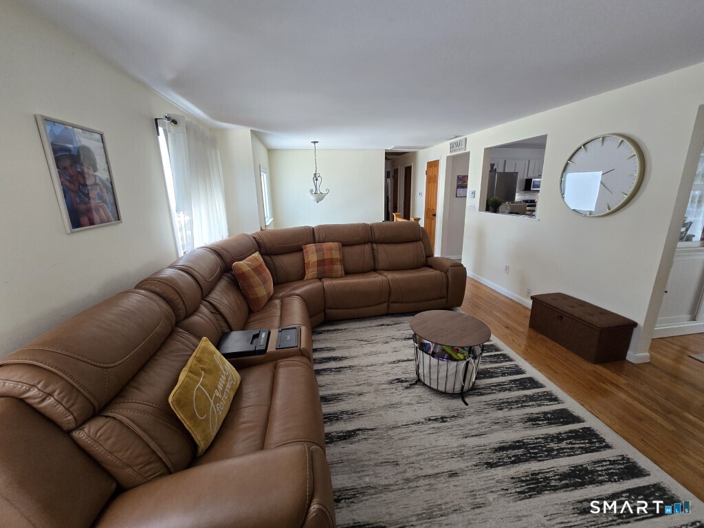 Homes for sale in Cheshire, CT | 355 Redwood Ln, Cheshire, CT 06410 | MLS# 24152204