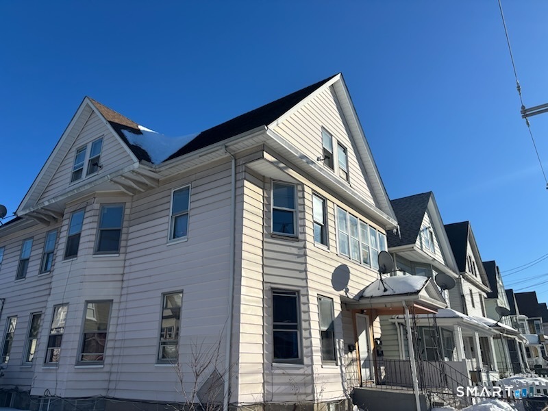 Homes for sale in Bridgeport, CT | 690 William St, Bridgeport, CT 06608 | MLS# 24152283