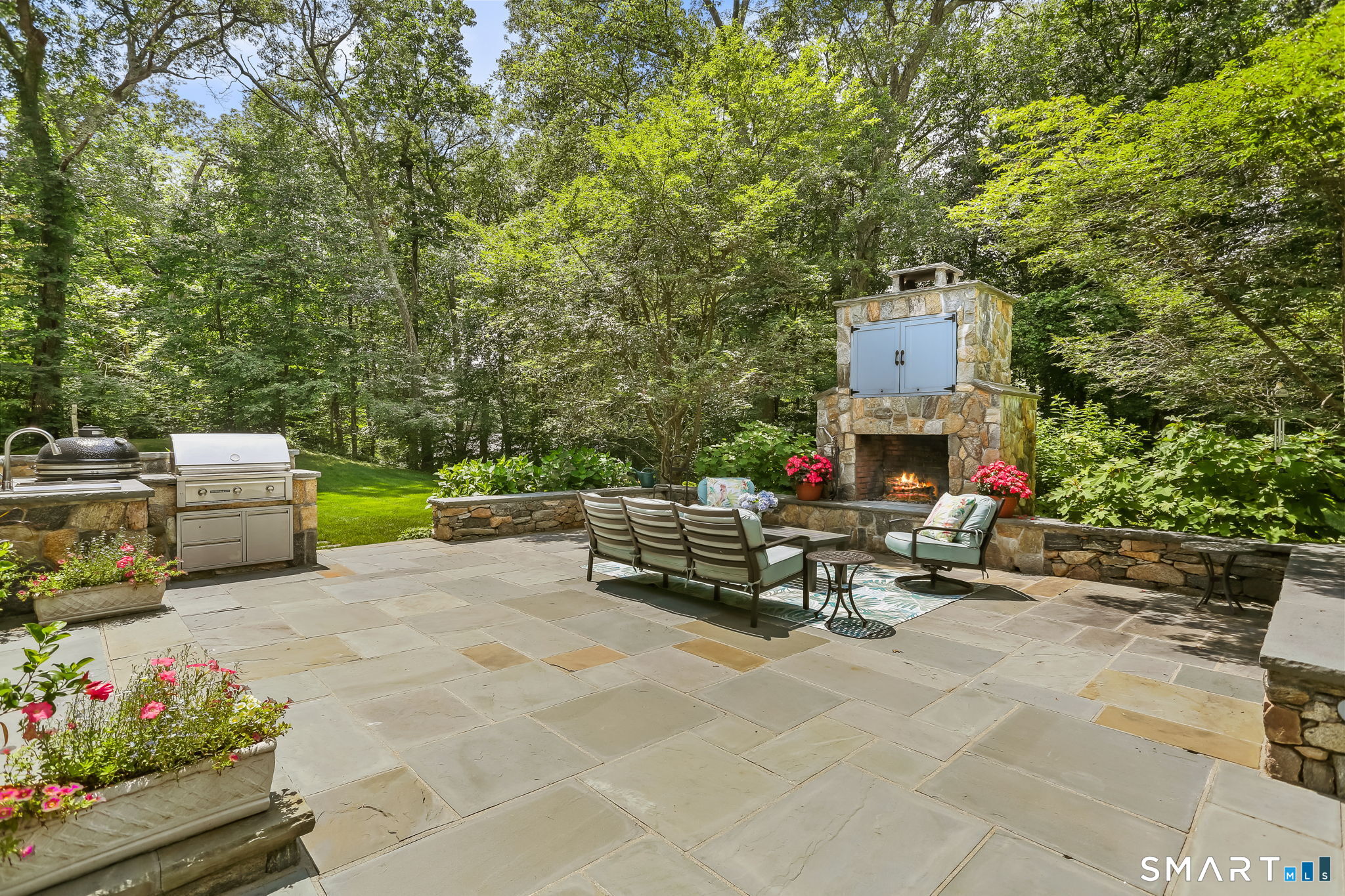 Homes for sale in New Canaan, CT | 96 Weed St, New Canaan, CT 06840 | MLS# 24152311