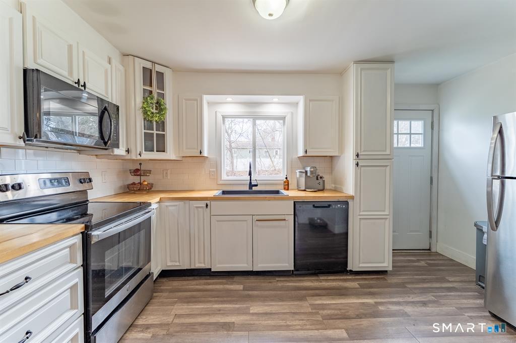 387 Route 169, Woodstock, 06281, 3 Bedrooms Bedrooms, 0 ,1 BathroomBathrooms,Residential Rental,For Sale,Route 169,0,24152350