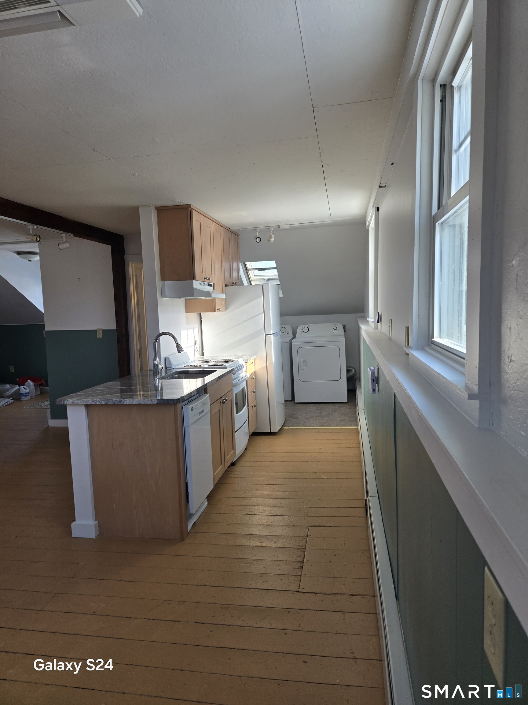 60 Grove, Clinton, 06413, 1 Bedroom Bedrooms, 0 ,1 BathroomBathrooms,Residential Rental,For Sale,Grove,0,24152539