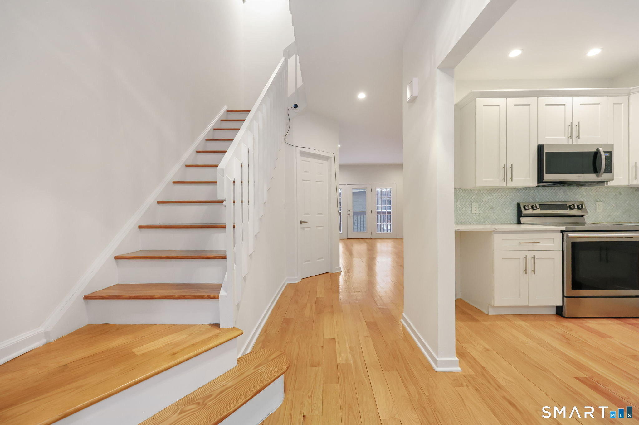 132 Hope, Stamford, 06906, 2 Bedrooms Bedrooms, 0 ,2 BathroomsBathrooms,Residential Rental,For Sale,Hope,0,24152518