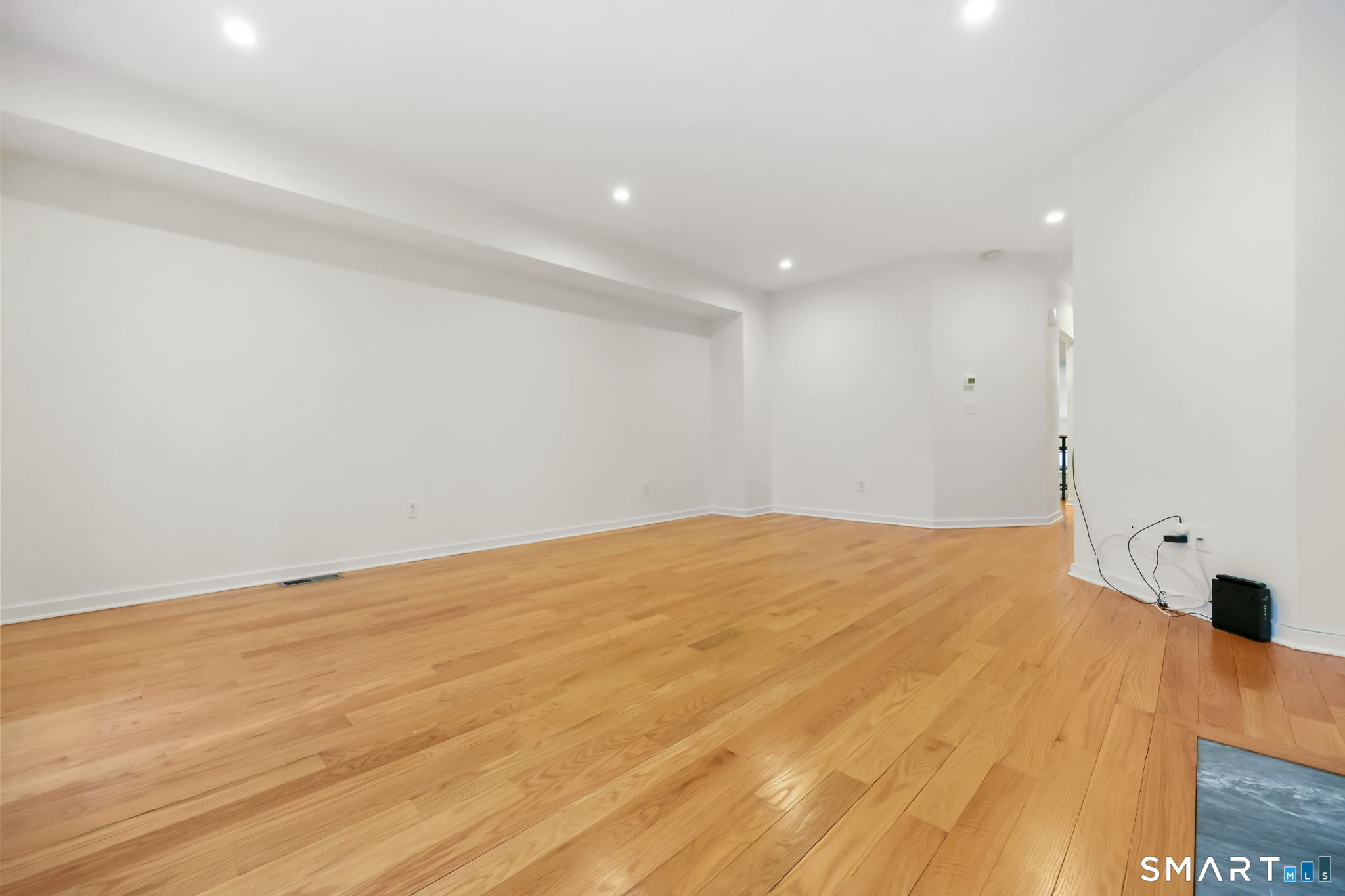 132 Hope, Stamford, 06906, 2 Bedrooms Bedrooms, 0 ,2 BathroomsBathrooms,Residential Rental,For Sale,Hope,0,24152518