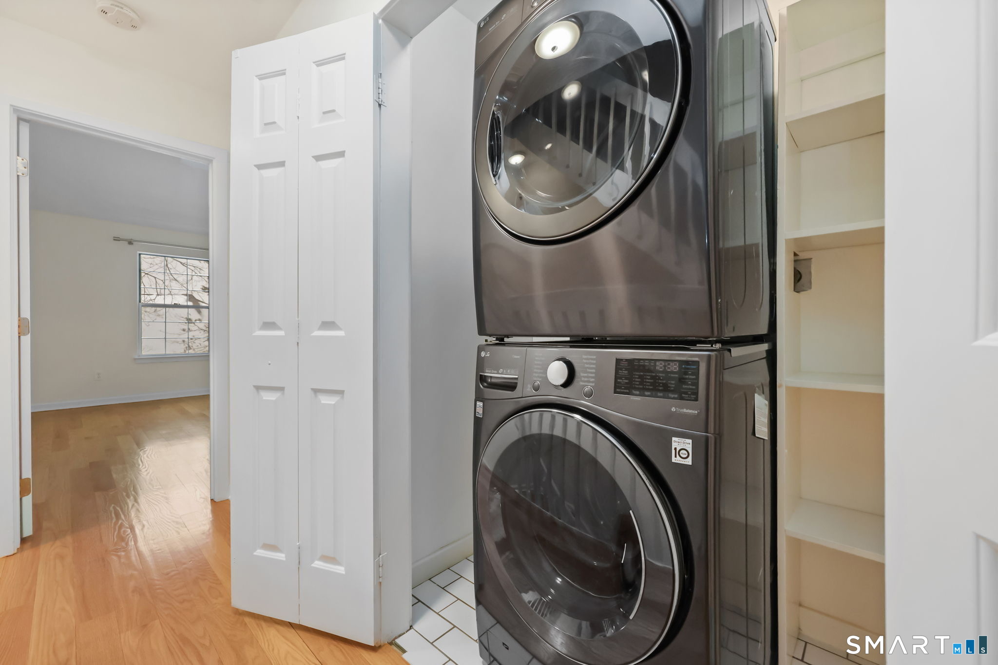 132 Hope, Stamford, 06906, 2 Bedrooms Bedrooms, 0 ,2 BathroomsBathrooms,Residential Rental,For Sale,Hope,0,24152518