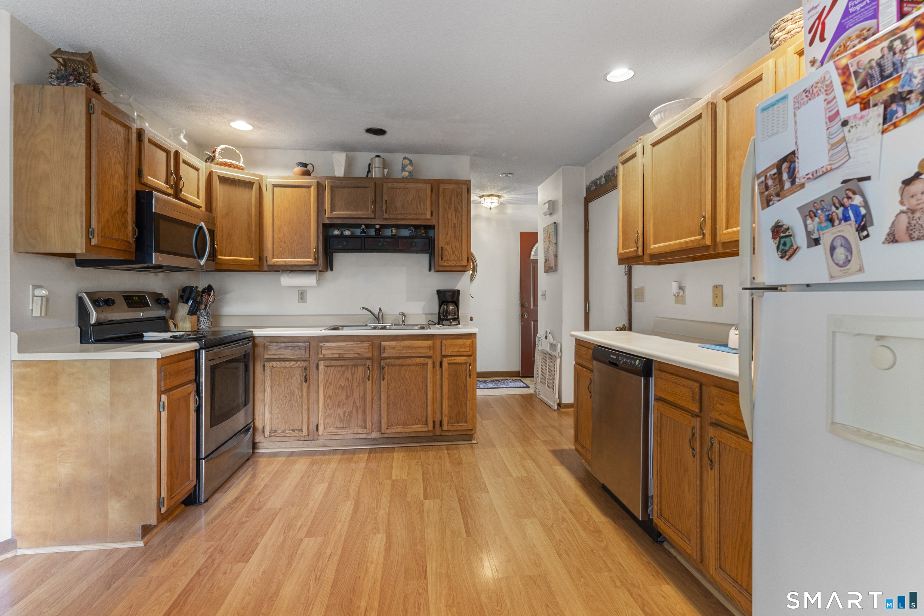 Homes for sale in Naugatuck, CT | 46 Mulberry St, Naugatuck, CT 06770 | MLS# 24152302