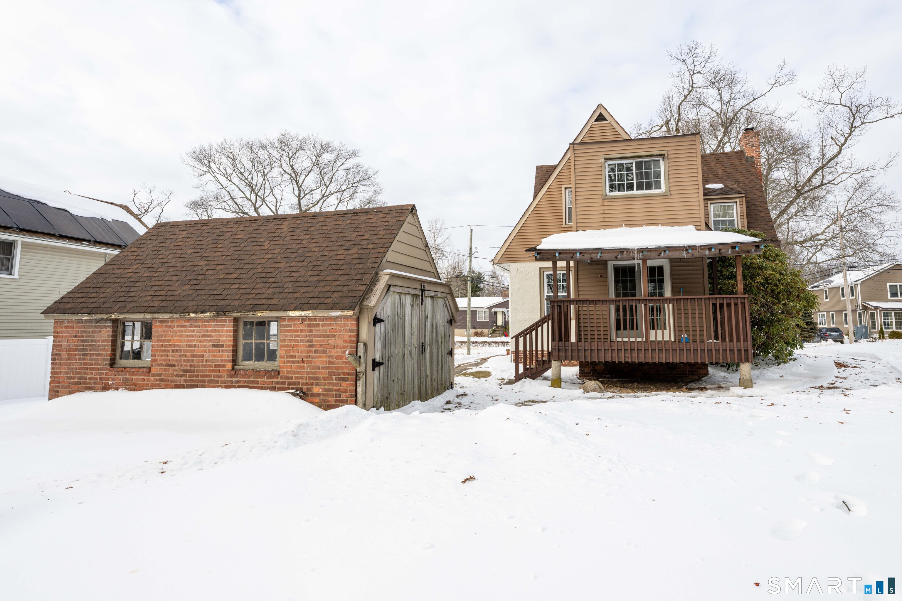 Homes for sale in East Haven, CT | 42 Oregon Ave, East Haven, CT 06512 | MLS# 24152093