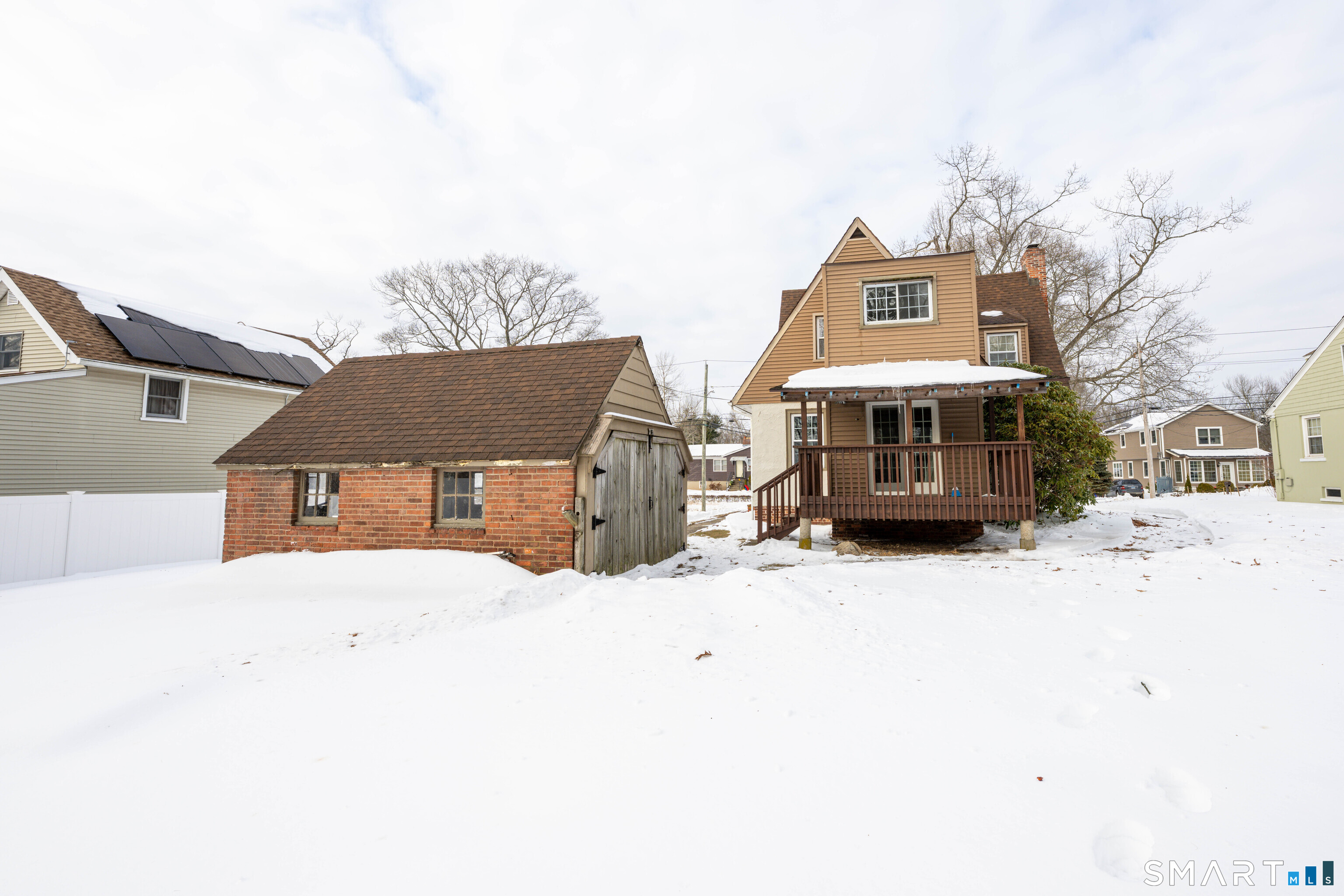 Homes for sale in East Haven, CT | 42 Oregon Ave, East Haven, CT 06512 | MLS# 24152093