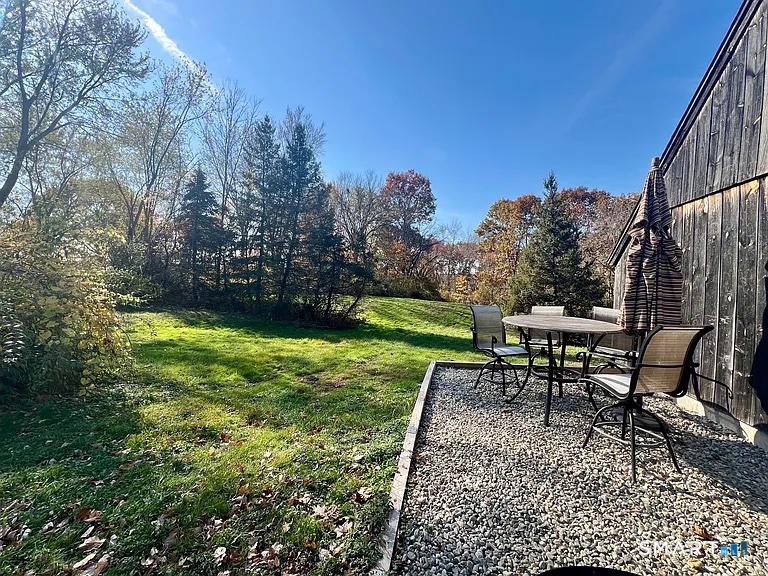 Photo 22 of 9 Hicksville Road, Cromwell, CT