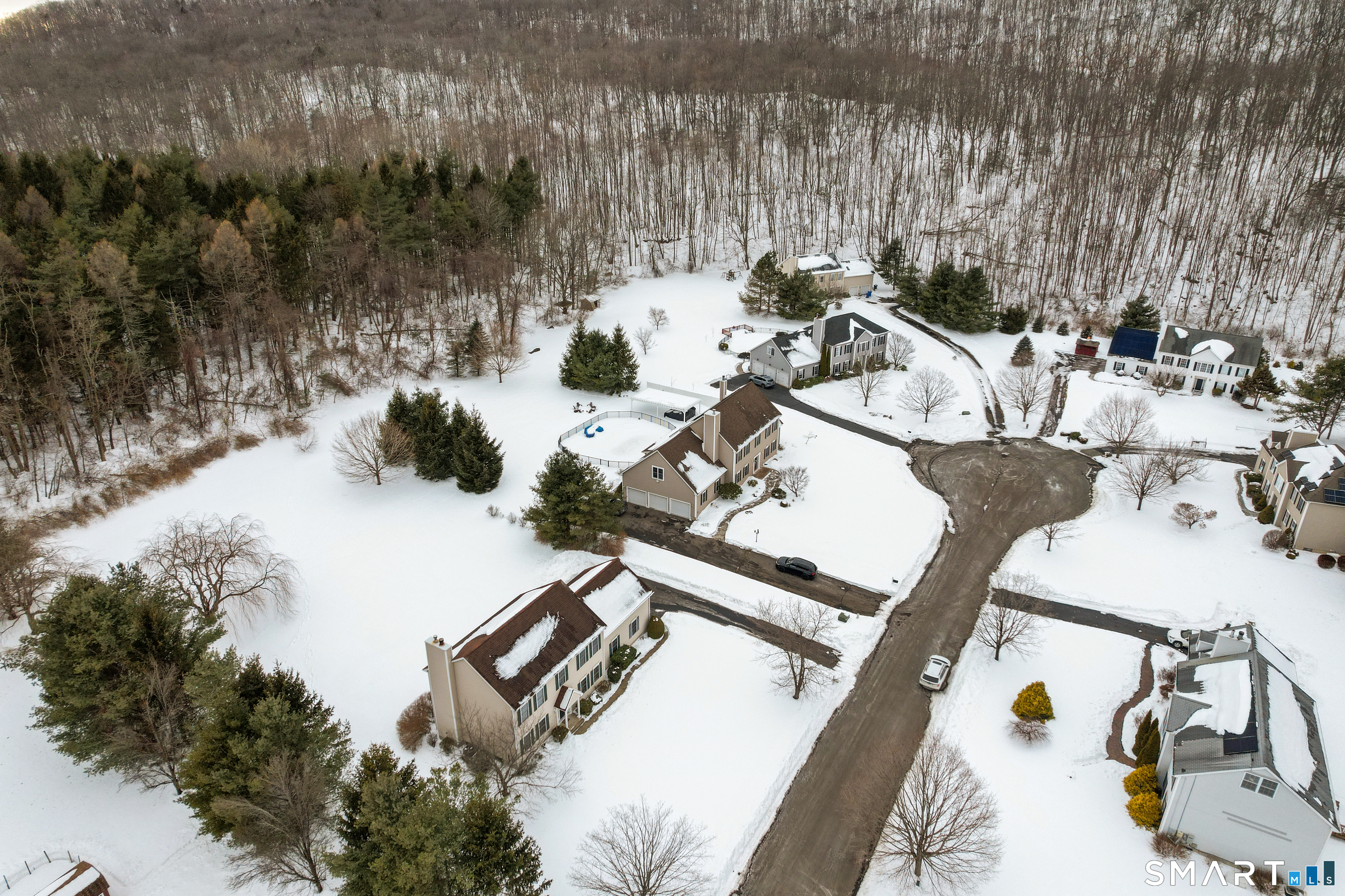 Homes for sale in Hamden, CT | 11 Nature Trl, Hamden, CT 06518 | MLS# 24152461