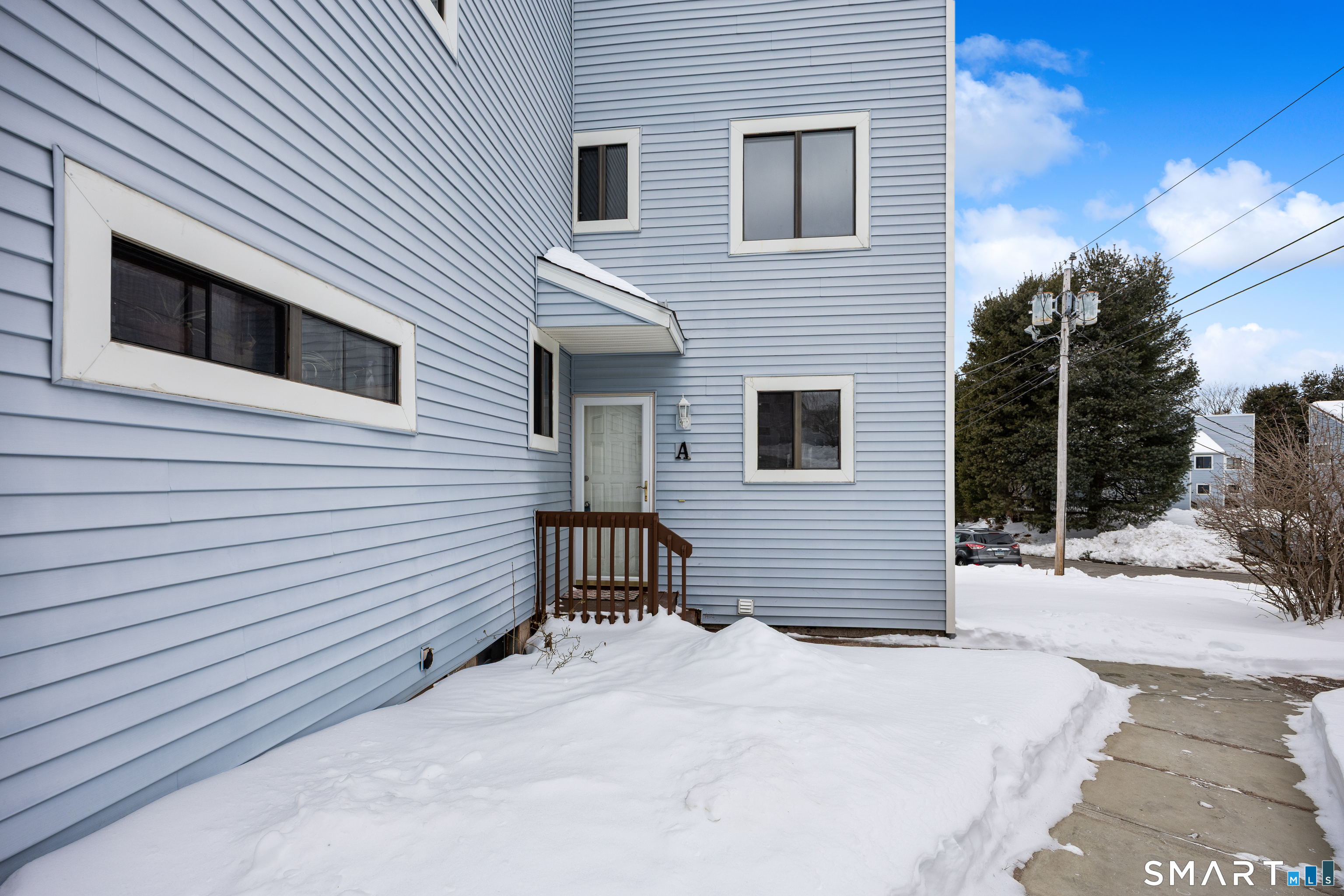 Homes for sale in Naugatuck, CT | 111 Wooster St #4A, Naugatuck, CT 06770 | MLS# 24152468