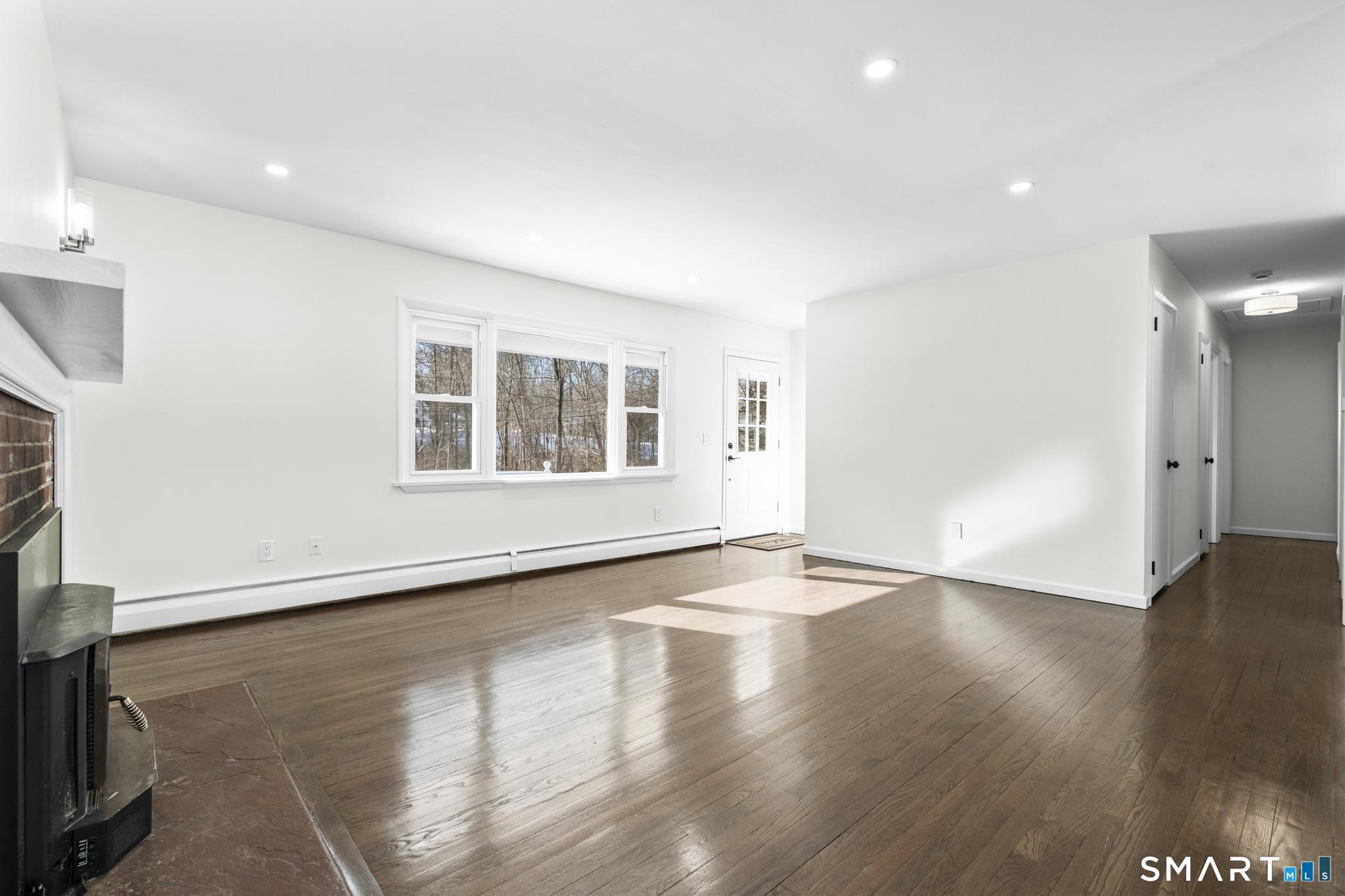 Homes for sale in Ridgefield, CT | 122 Lakeside Dr, Ridgefield, CT 06877 | MLS# 24152622