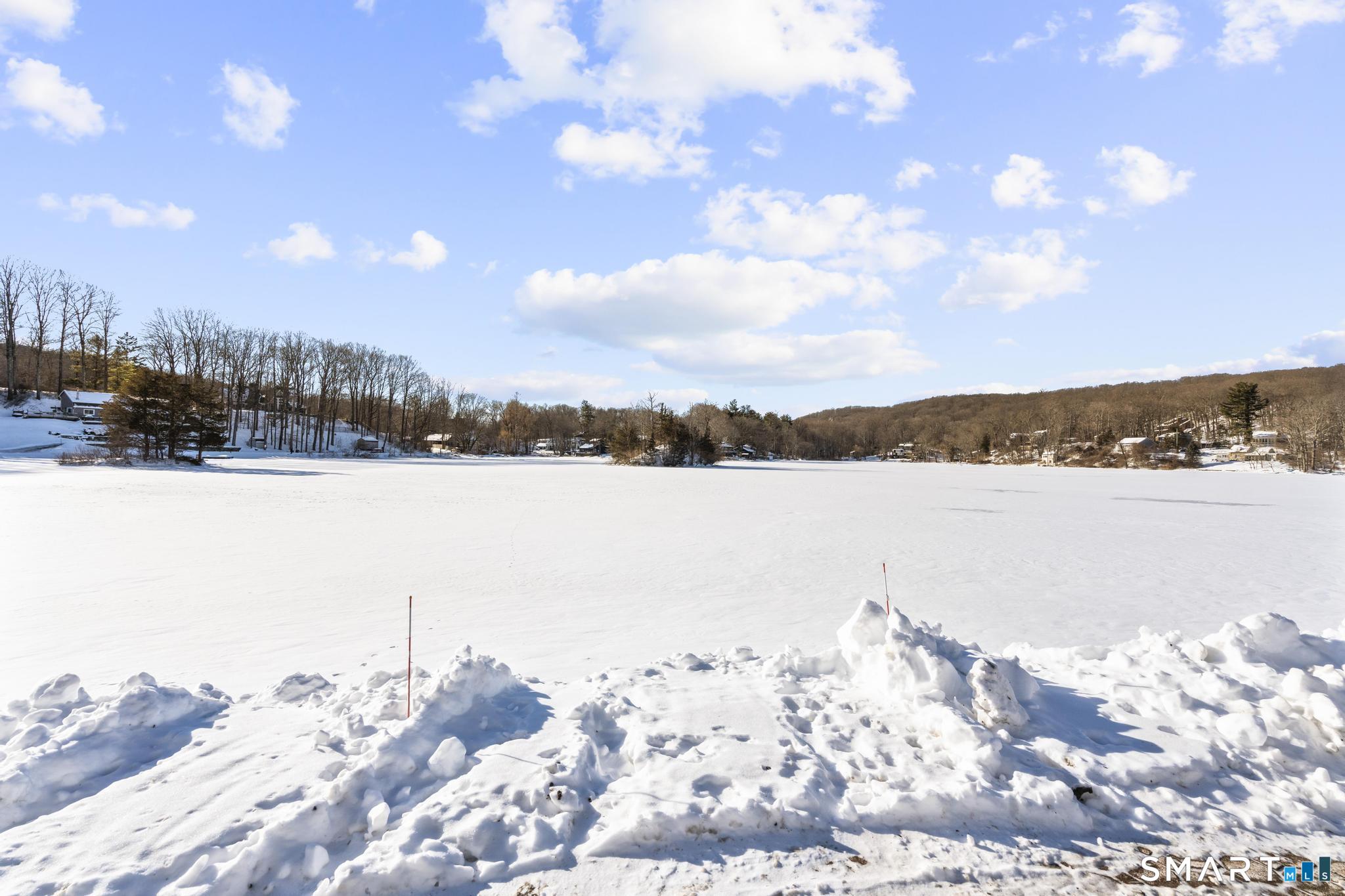 Homes for sale in Ridgefield, CT | 122 Lakeside Dr, Ridgefield, CT 06877 | MLS# 24152622