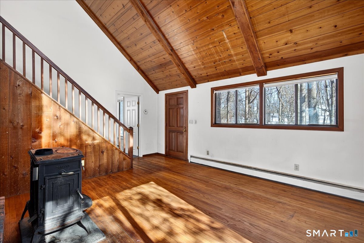 Homes for sale in North Branford, CT | 18 Deer Path Ln, North Branford, CT 06471 | MLS# 24152465