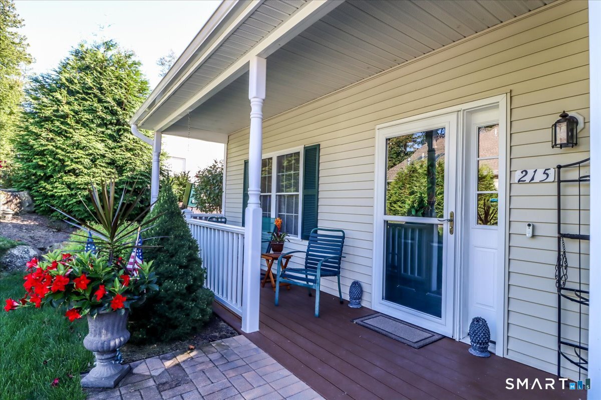 Homes for sale in Oxford, CT | 215 Meadow Brook Rd #215, Oxford, CT 06478 | MLS# 24152665