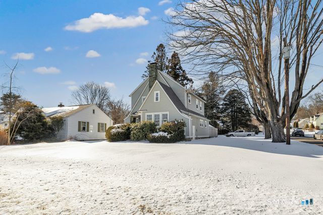 Homes for sale in Stratford, CT | 185 Cutspring Rd, Stratford, CT 06614 | MLS# 24152680