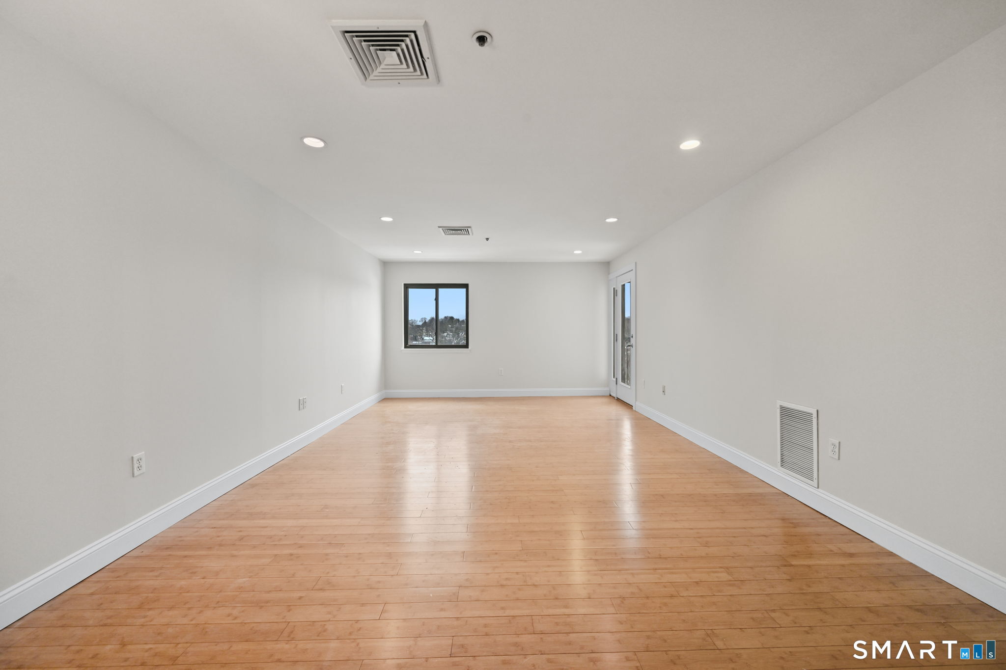 Homes for sale in Stamford, CT | 1633 Washington Blvd #APT 6D, Stamford, CT 06902 | MLS# 24152681