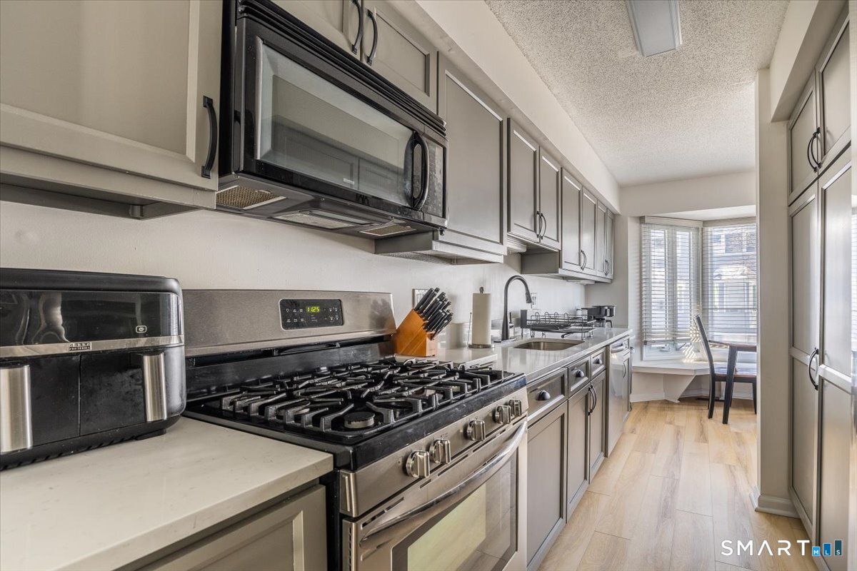 Homes for sale in Danbury, CT | 8 South St #B9, Danbury, CT 06810 | MLS# 24151690