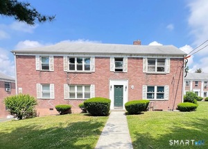 1068 Main Street, Unit APT 4
