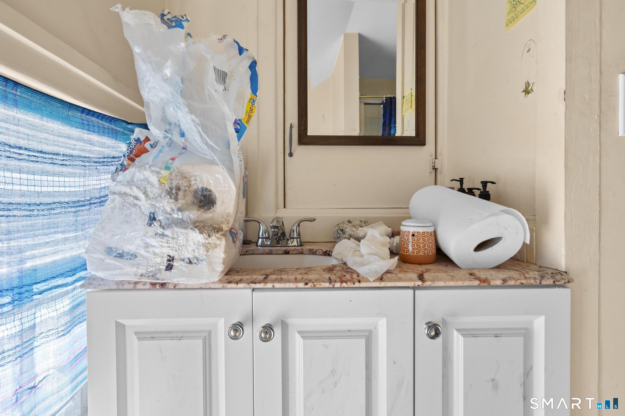 121 Cedar, Norwich, 06360, 3 Bedrooms Bedrooms, 0 ,2 BathroomsBathrooms,Single Family For Sale,For Sale,Cedar,0,24152756