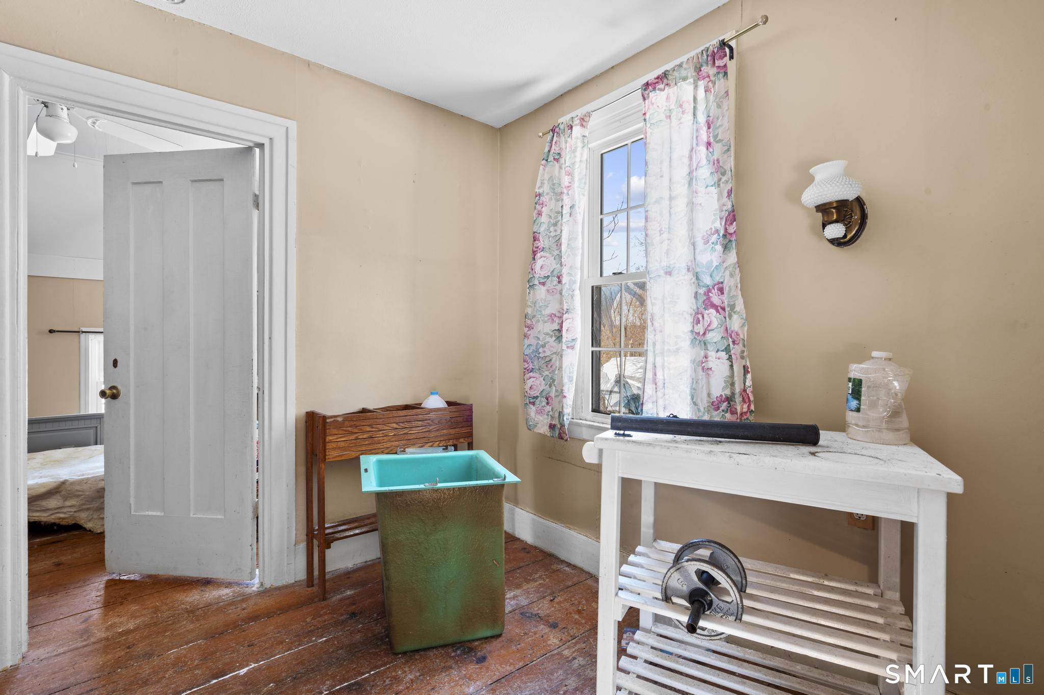 121 Cedar, Norwich, 06360, 3 Bedrooms Bedrooms, 0 ,2 BathroomsBathrooms,Single Family For Sale,For Sale,Cedar,0,24152756