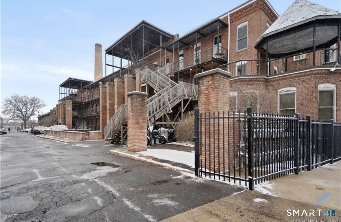 325 Lafayette, Bridgeport, 06604, 2 Bedrooms Bedrooms, 0 ,1 BathroomBathrooms,Residential Rental,For Sale,Lafayette,0,24152767