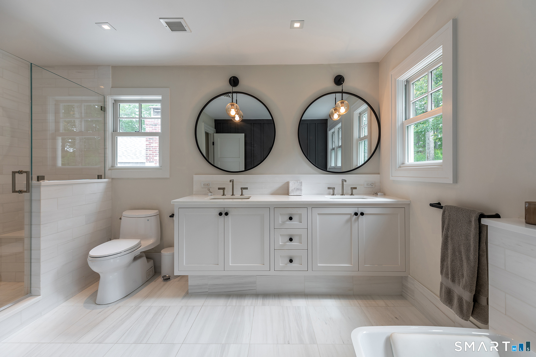 176 Apple, Roxbury, 06783, 4 Bedrooms Bedrooms, 0 ,4 BathroomsBathrooms,Single Family For Sale,For Sale,Apple,0,24152786