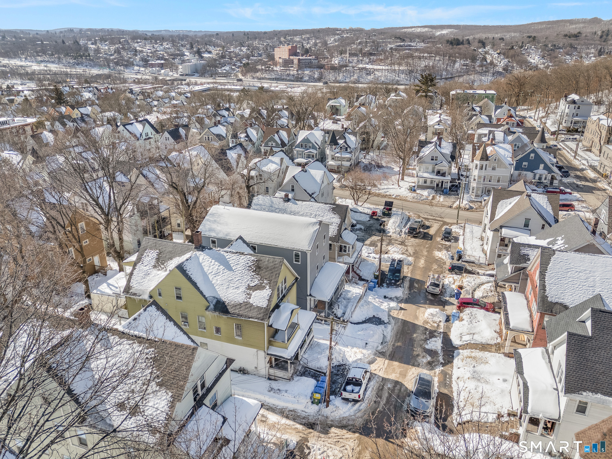 Homes for sale in Waterbury, CT | 16 Arch St, Waterbury, CT 06710 | MLS# 24152966