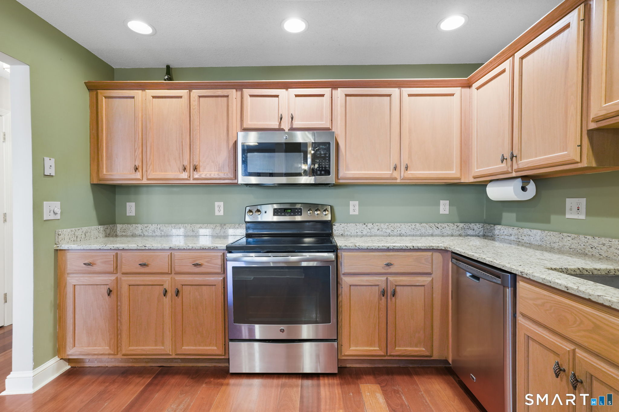 631 Danbury, Unit 30 photo 10