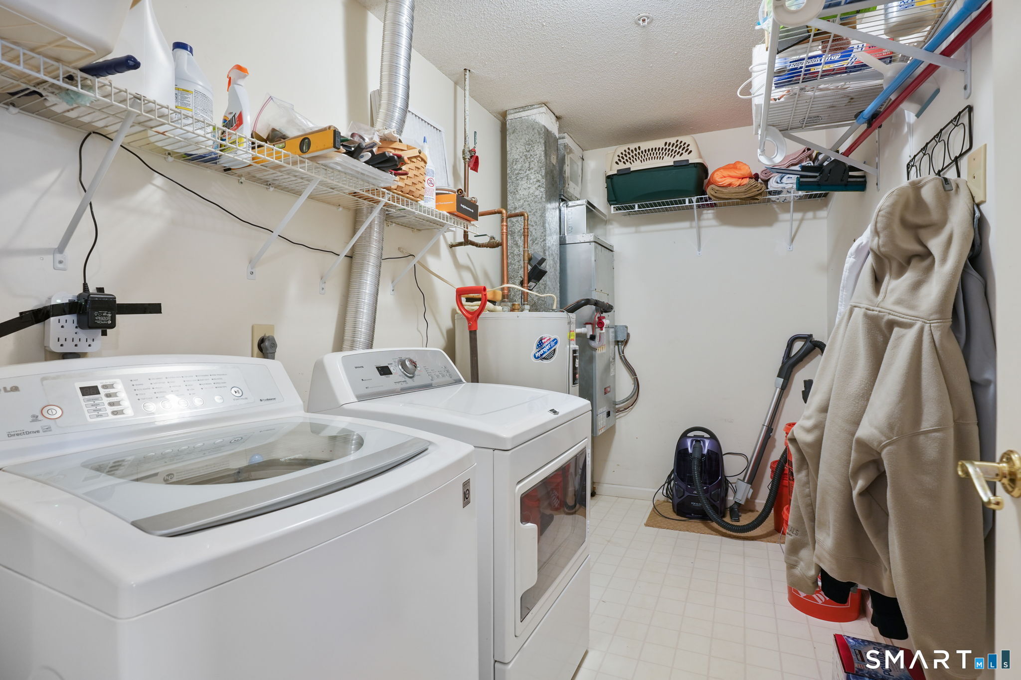 631 Danbury, Unit 30 photo 24