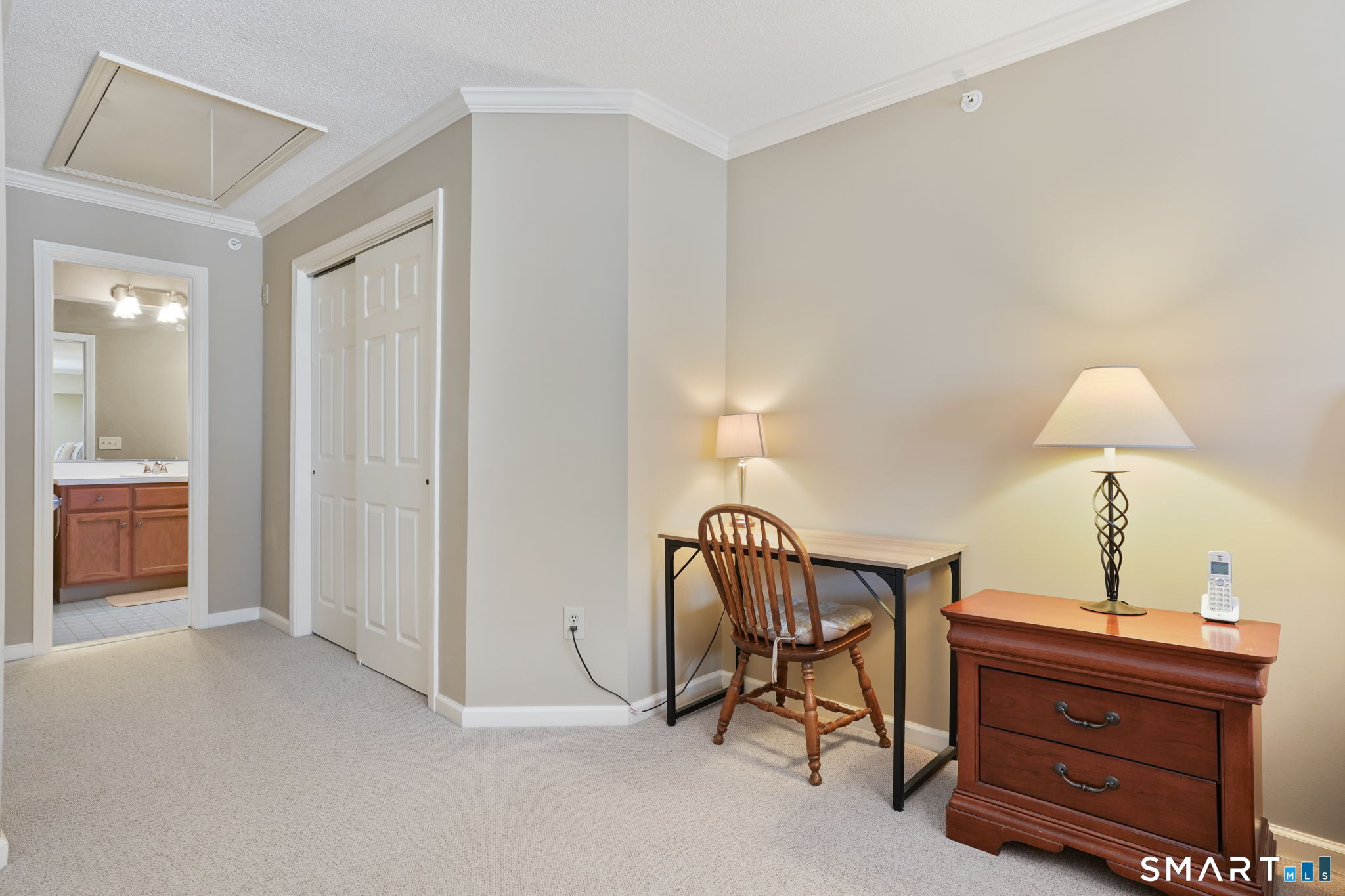 631 Danbury, Unit 30 photo 16
