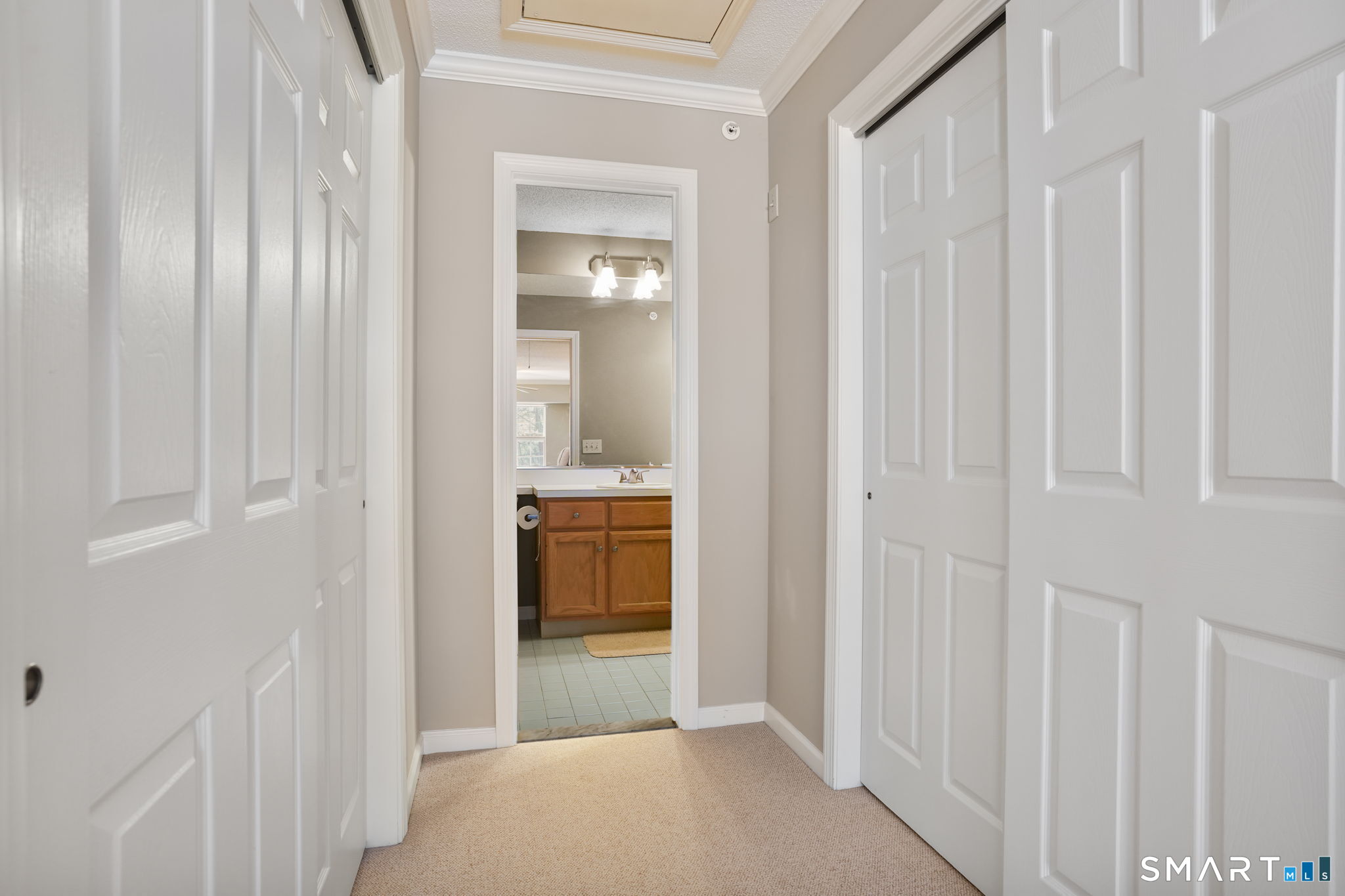 631 Danbury, Unit 30 photo 17