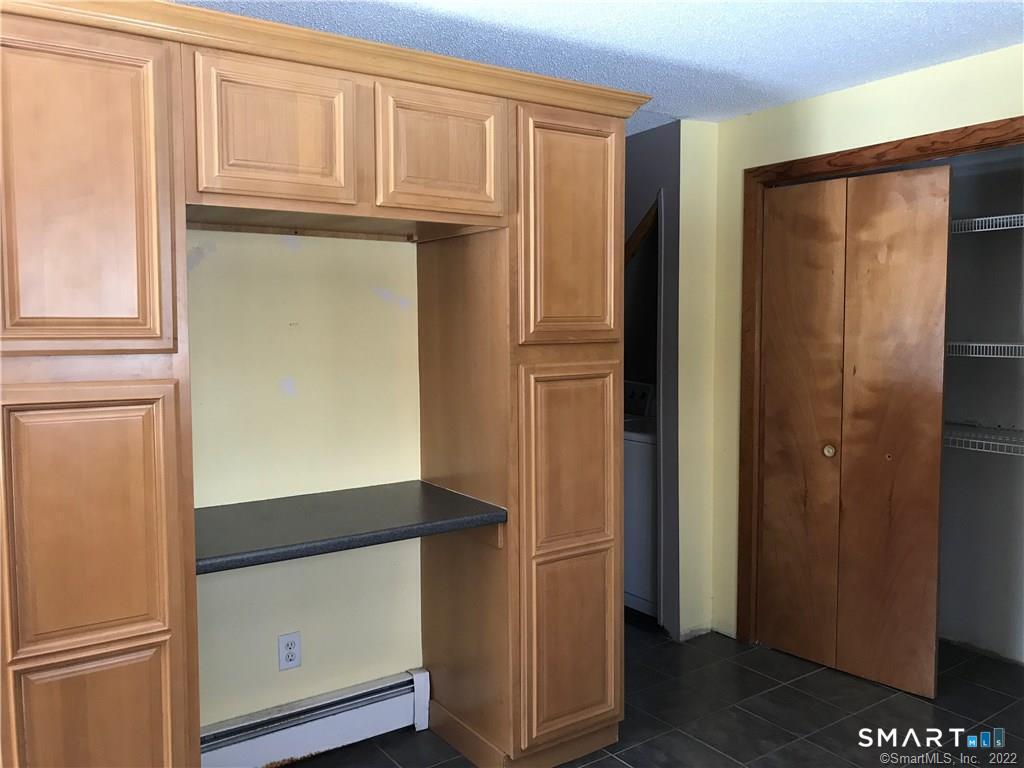 79 Elmwood, Colchester, 06415, 3 Bedrooms Bedrooms, 0 ,2 BathroomsBathrooms,Residential Rental,For Sale,Elmwood,0,24149562