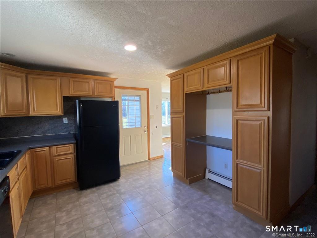 79 Elmwood, Colchester, 06415, 3 Bedrooms Bedrooms, 0 ,2 BathroomsBathrooms,Residential Rental,For Sale,Elmwood,0,24149562