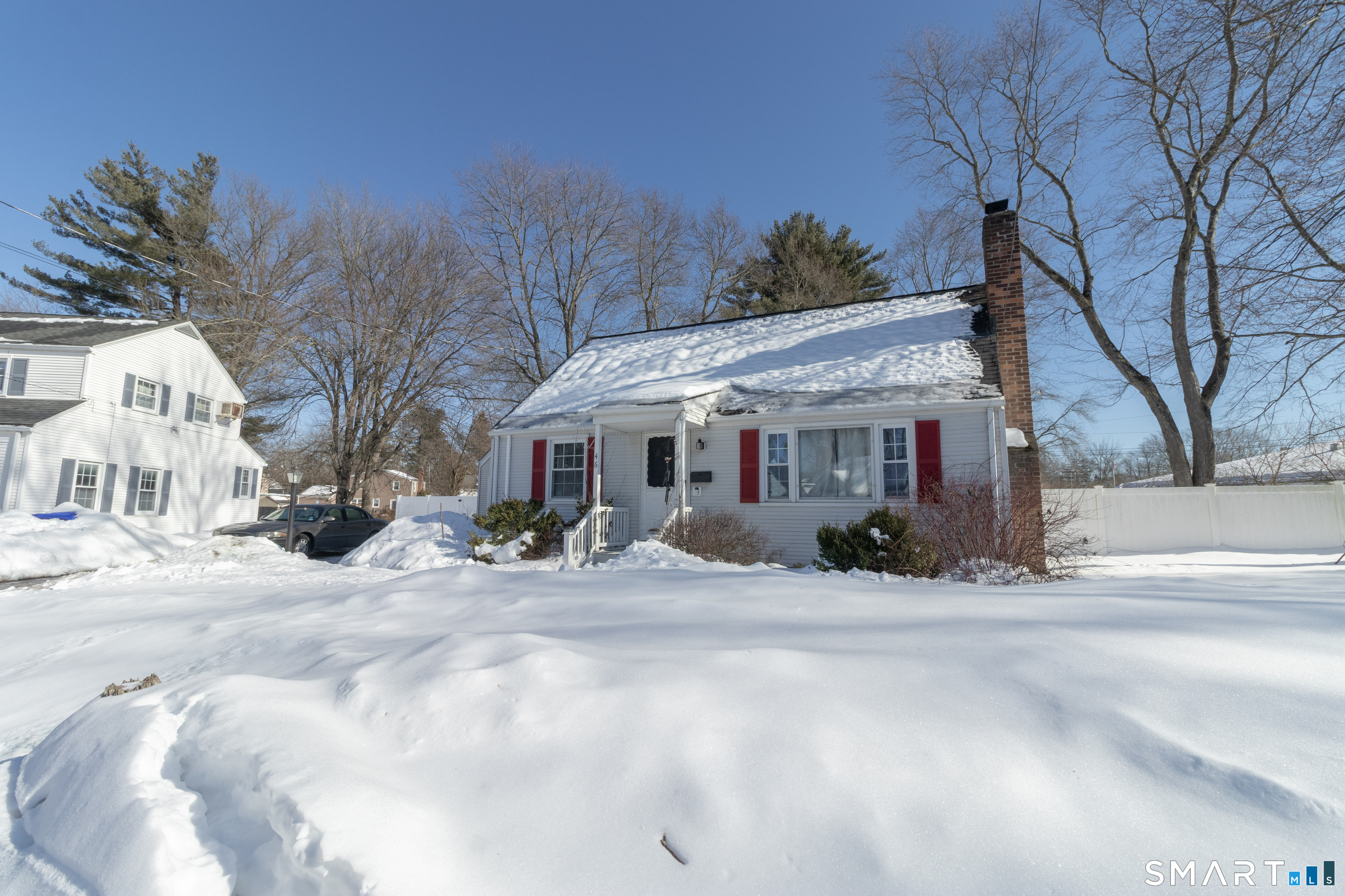 Homes for sale in East Hartford, CT | 46 Woodycrest Dr, East Hartford, CT 06118 | MLS# 24152876