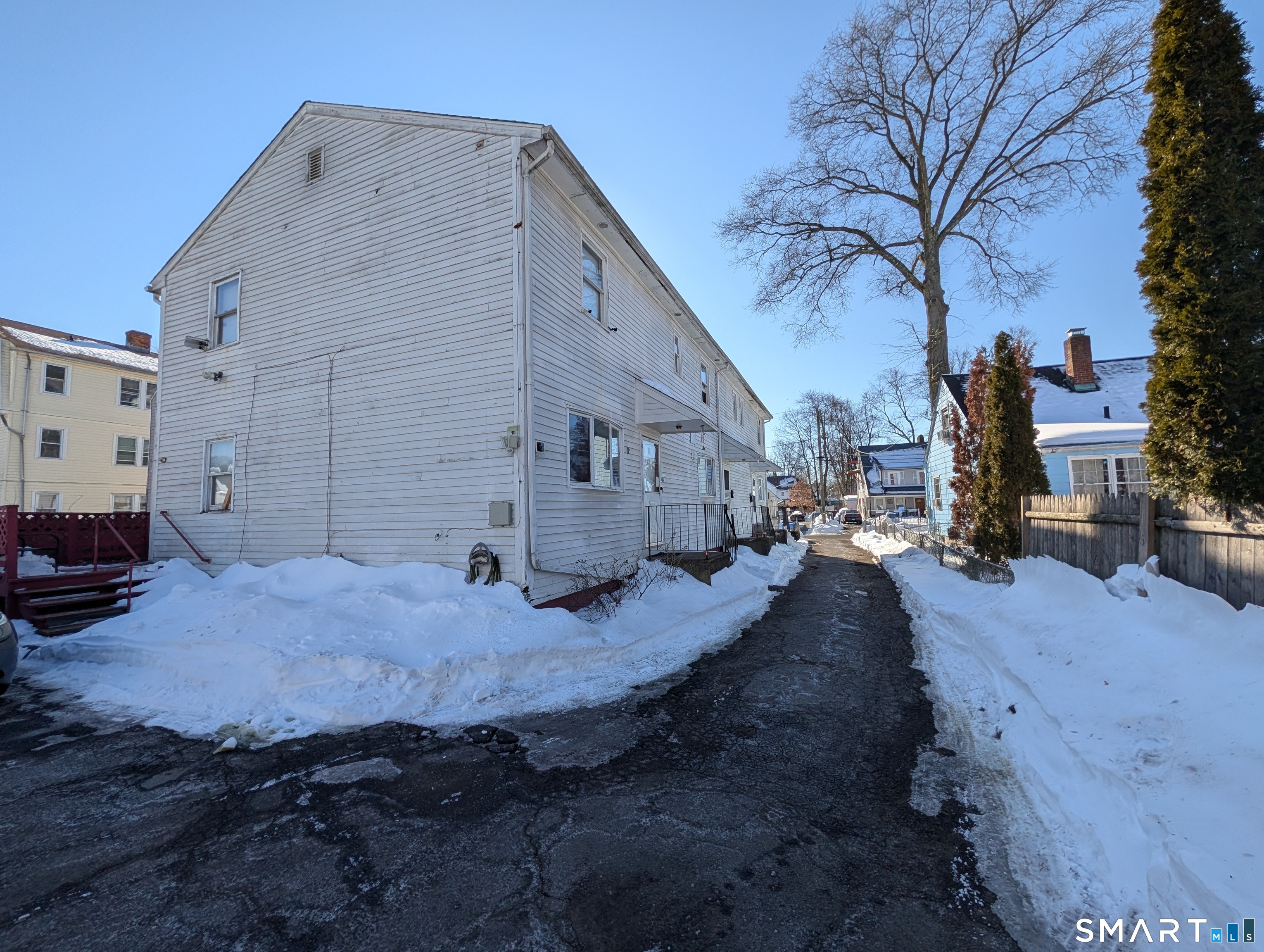 Homes for sale in Hartford, CT | 58 Catherine St #58, Hartford, CT 06106 | MLS# 24153034