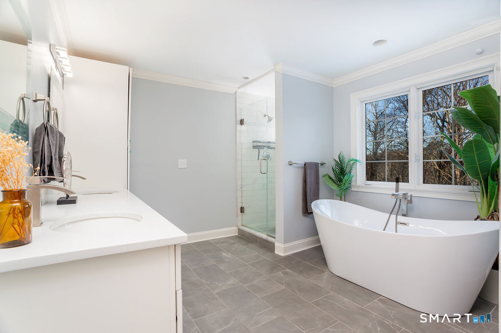 40 Magellan, Easton, 06612, 5 Bedrooms Bedrooms, 0 ,3 BathroomsBathrooms,Single Family For Sale,For Sale,Magellan,0,24144467