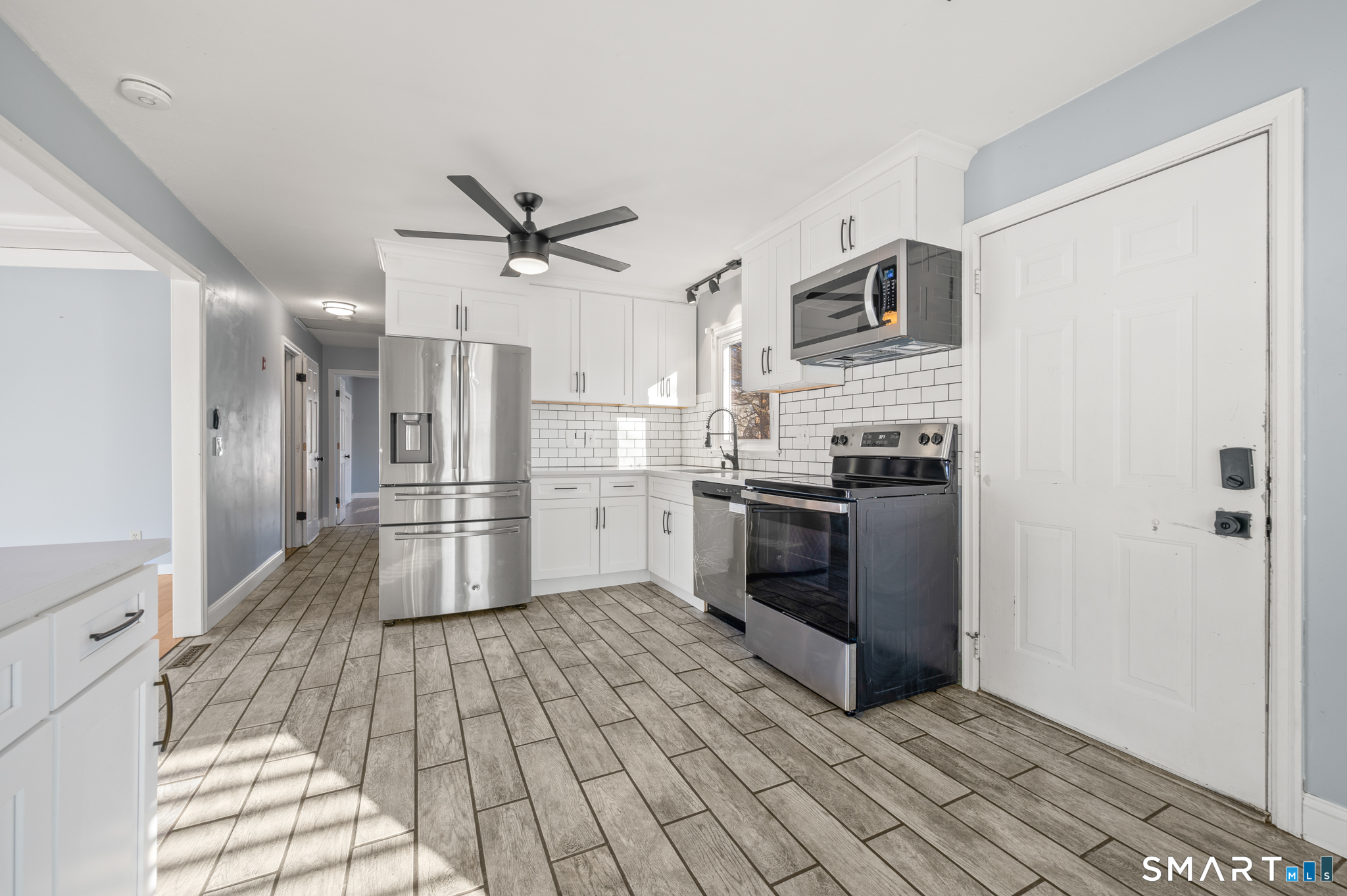 Homes for sale in Glastonbury, CT | 24 Pearl St, Glastonbury, CT 06033 | MLS# 24151464