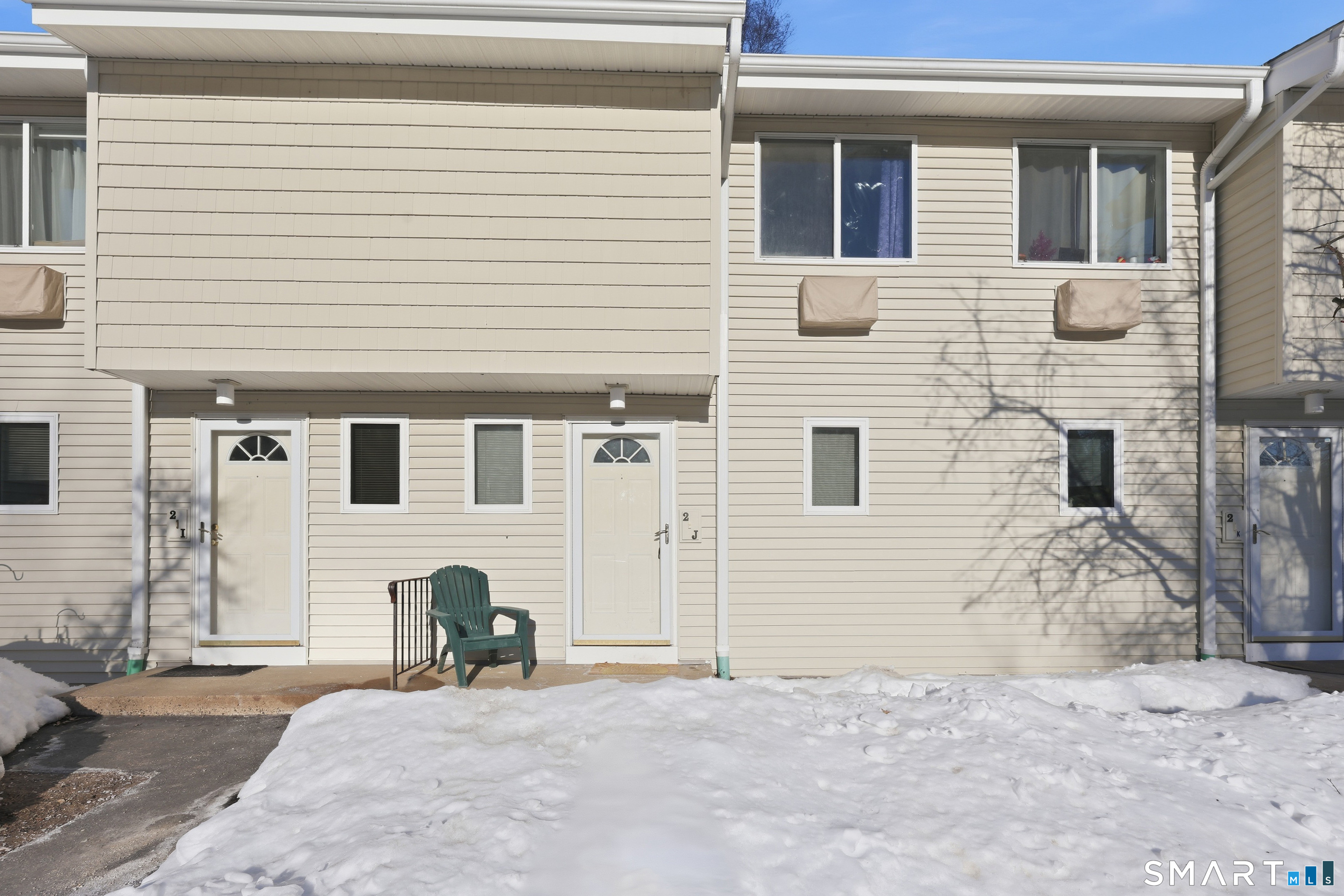 Homes for sale in New Hartford, CT | 220 Main St #2J, New Hartford, CT 06057 | MLS# 24153107