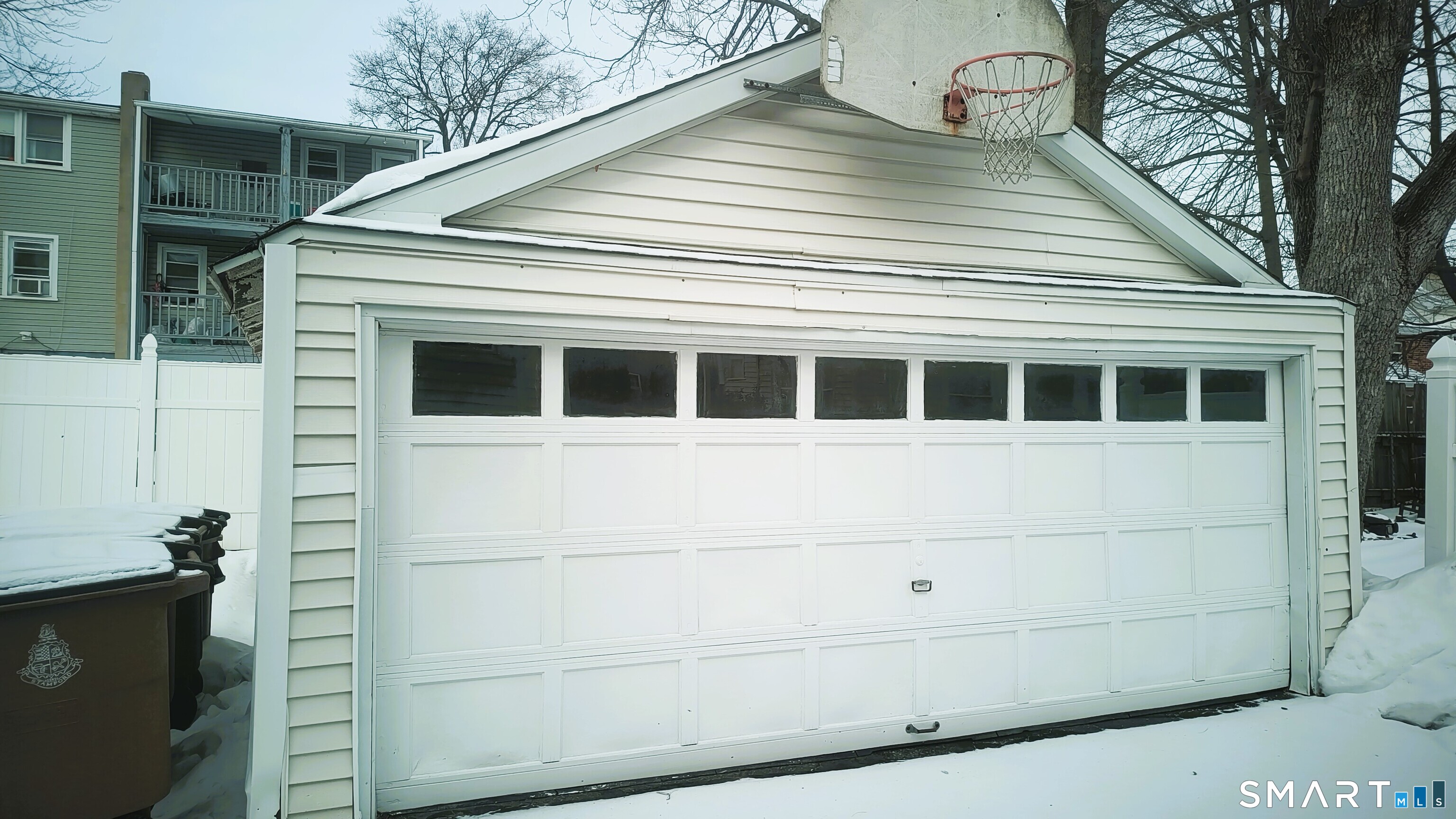 Homes for sale in Stamford, CT | 656 Cove Rd, Stamford, CT 06902 | MLS# 24152049