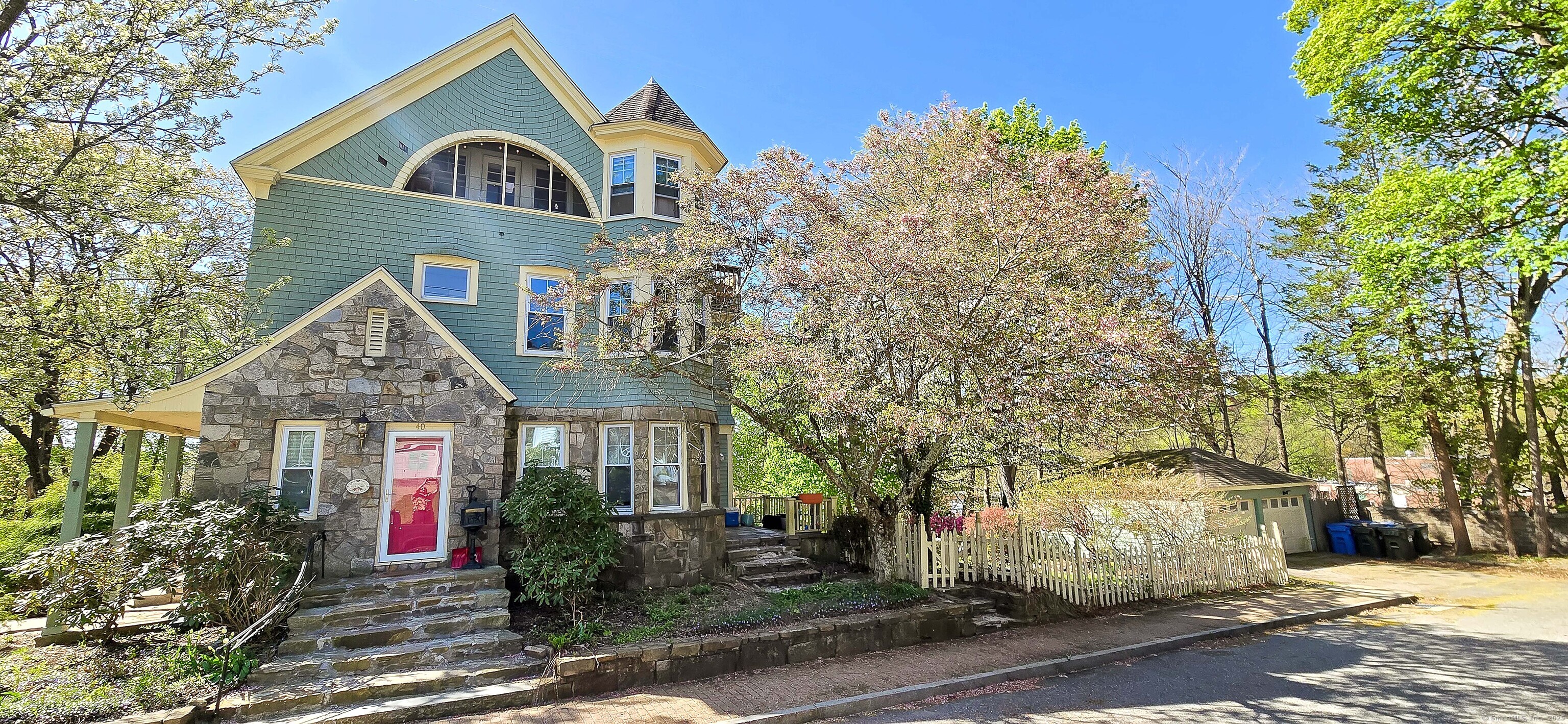 Homes for sale in Norwich, CT | 40 Maple Grove Ave, Norwich, CT 06360 | MLS# 24153292